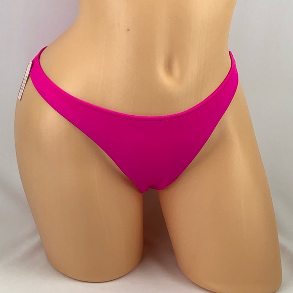 ❗️🆕😍 Victoria’s Secret knockout sexy bikini set - Picture 5 of 8